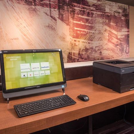 Отель Courtyard By Marriott Fairfax Fair Oaks Экстерьер фото