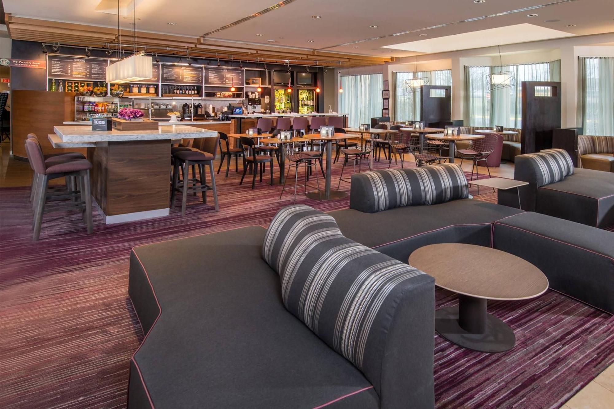 Отель Courtyard By Marriott Fairfax Fair Oaks Экстерьер фото